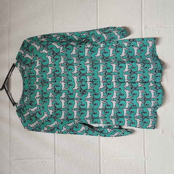 Crown & Ivy 3/4 Sleeve Blouse - Picture 2 of 3